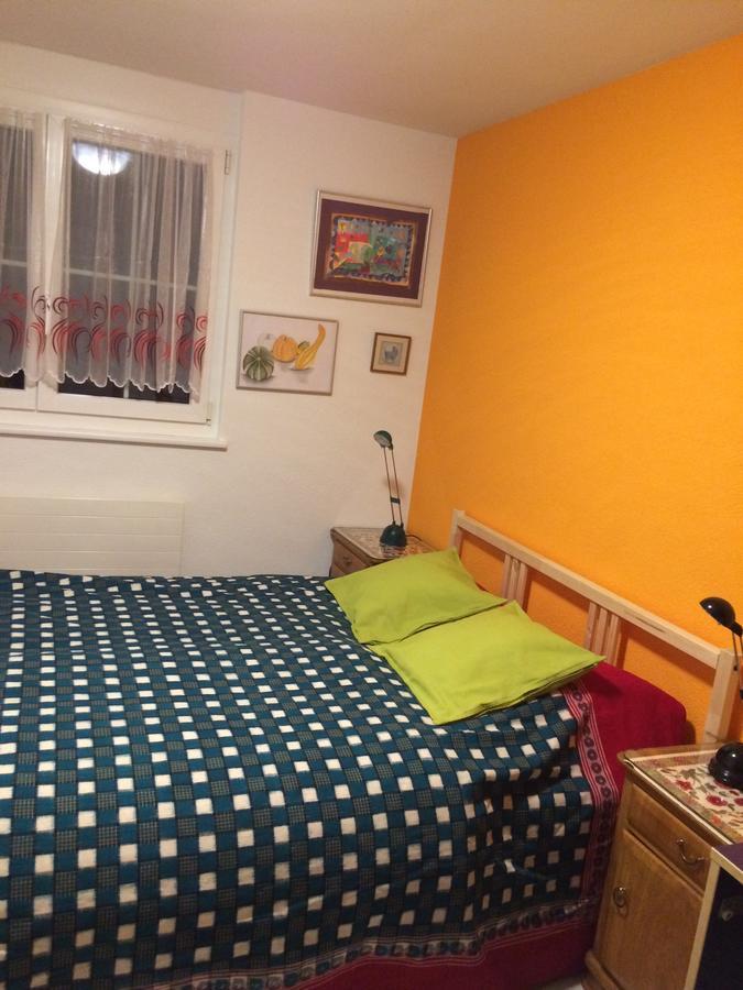 Mona'S Sleep & Go Bed and Breakfast Buren  Buitenkant foto