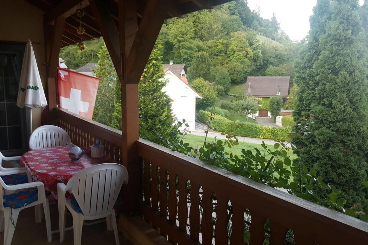 Mona'S Sleep & Go Bed and Breakfast Buren  Buitenkant foto
